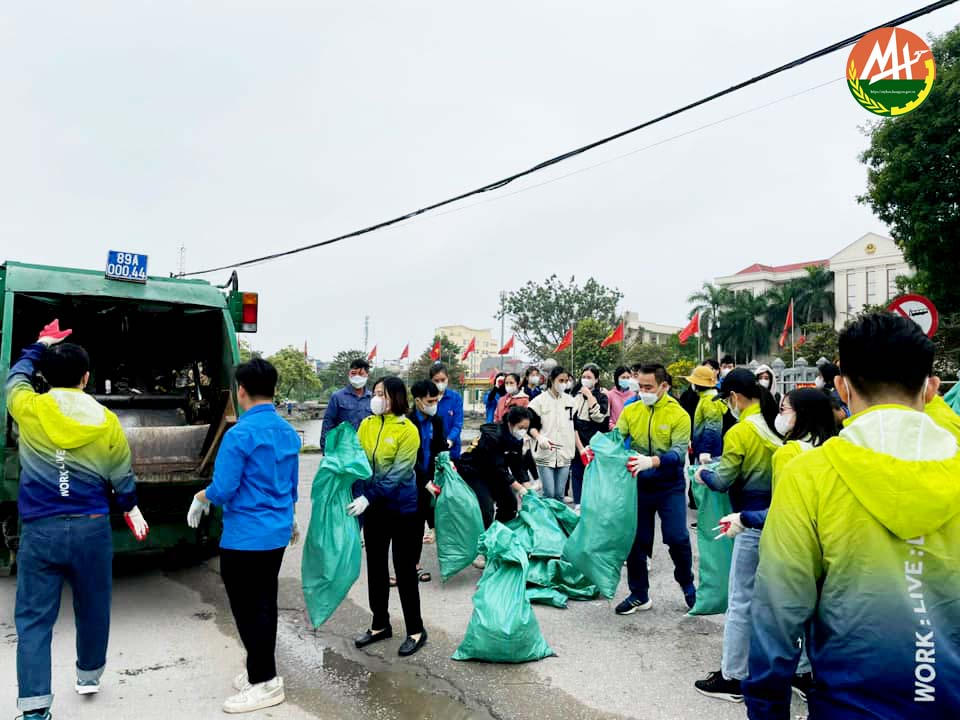   Hơn 100 đoàn viên, thanh niên thị xã Mỹ Hào ra quân bảo vệ môi trường