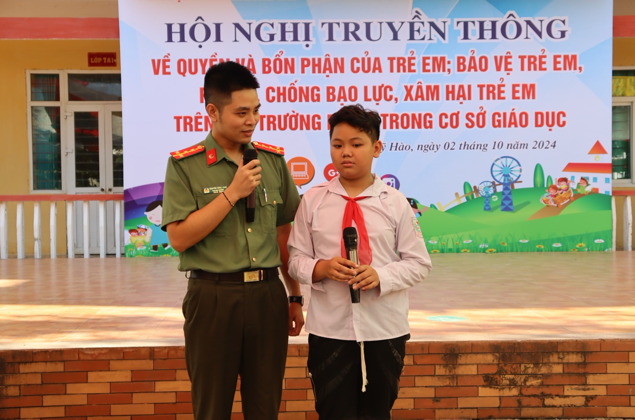   Hội nghị truyền thông về quyền và bổn phận của trẻ em bảo vệ trẻ em, phòng chống bạo lực, xâm hại trẻ em trên môi trường mạng trong cơ sở giáo dục