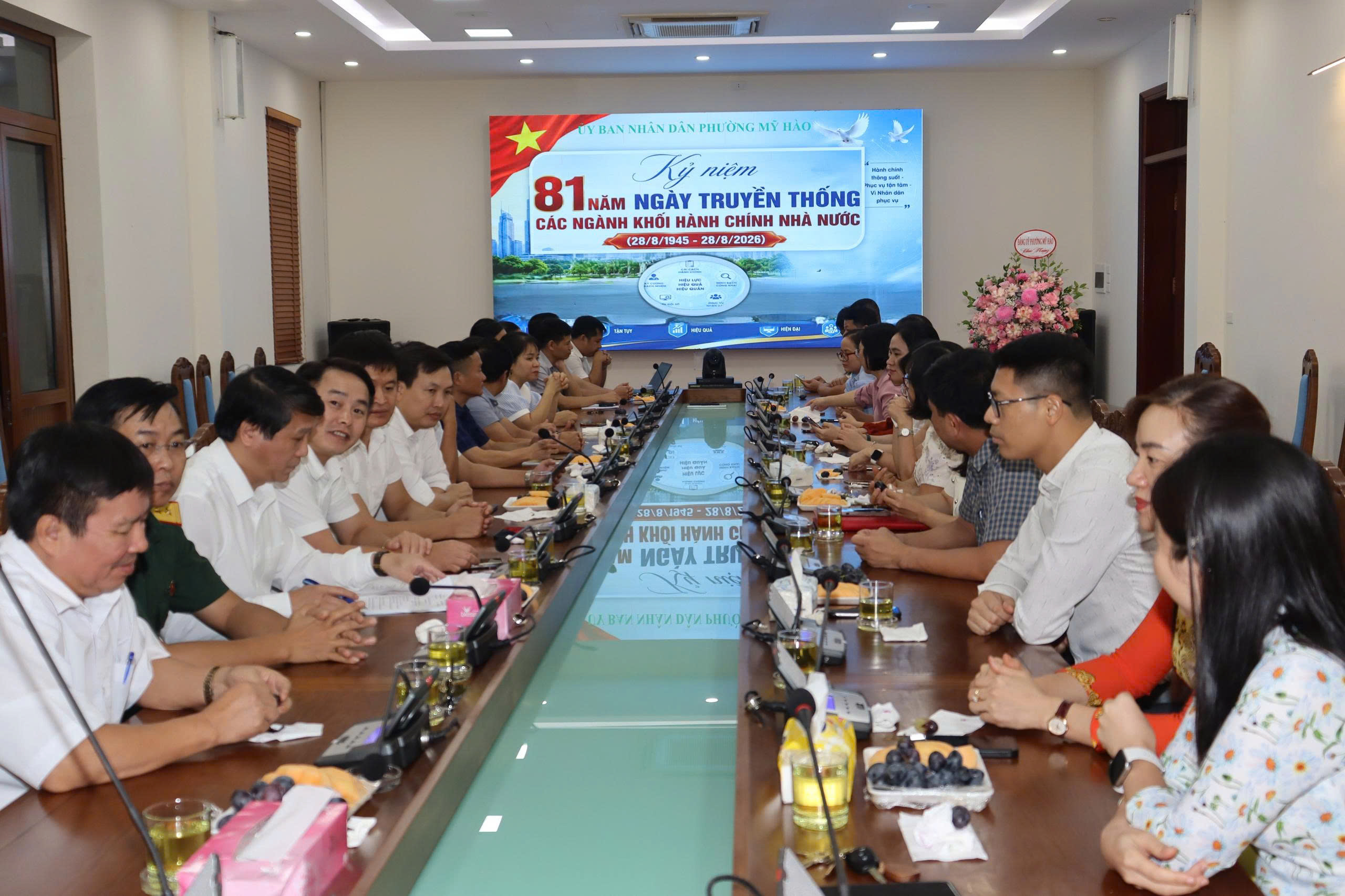 UBND phường Mỹ Hào: Kỷ niệm 81 năm Ngày truyền thống các ngành khối hành chính Nhà nước (28/8/1945 - 28/8/2026)