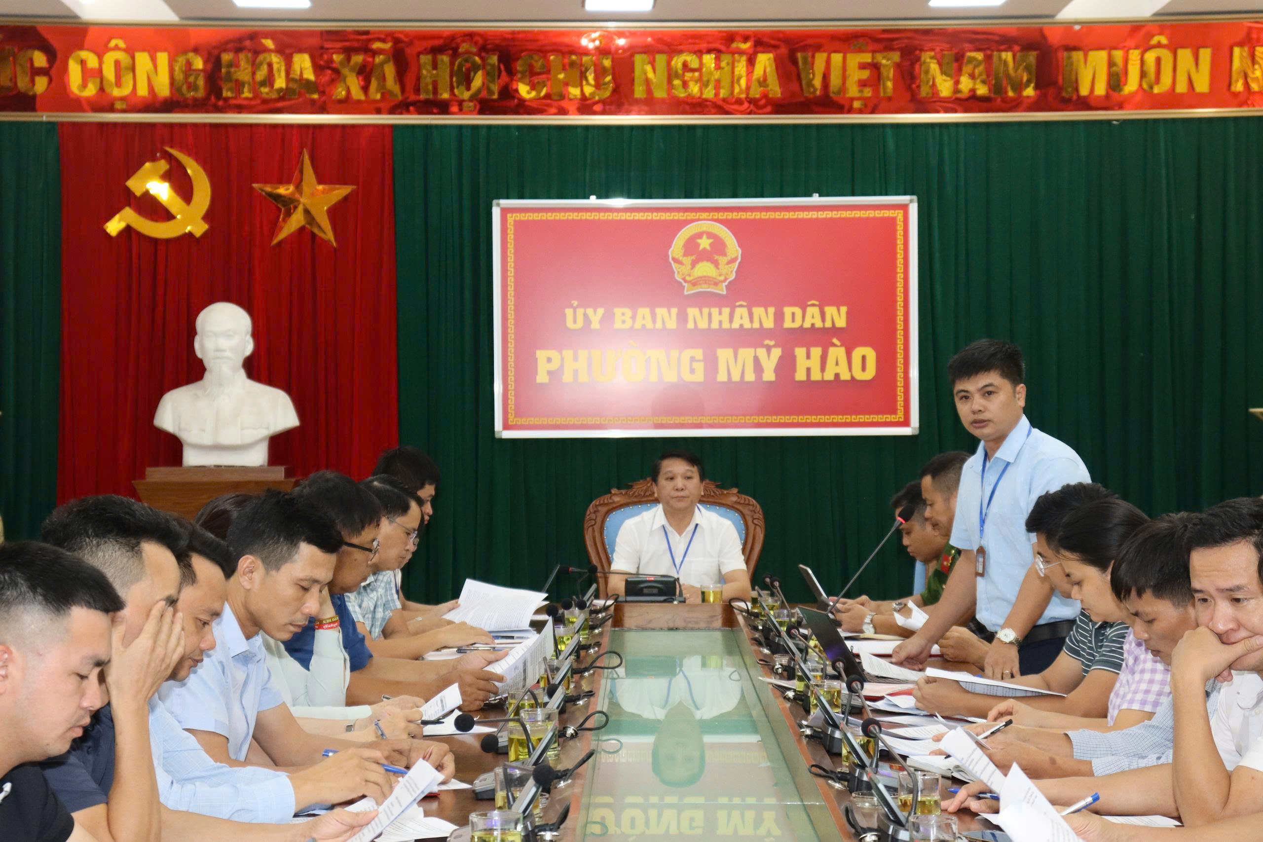Phường Mỹ Hào tập huấn cho cán bộ, công chức về pháp luật phòng, chống tham nhũng, khiếu nại, tố cáo và thi hành công vụ